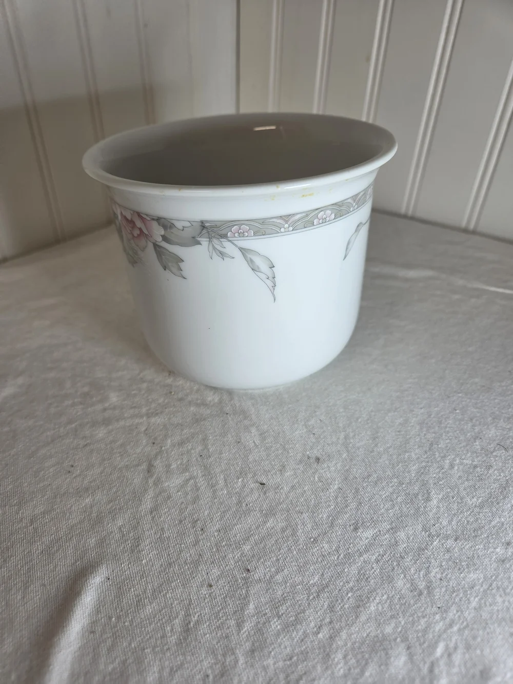 Vintage 1990 FTD Porcelain Floral Cachepot Planter - Pink and Gray